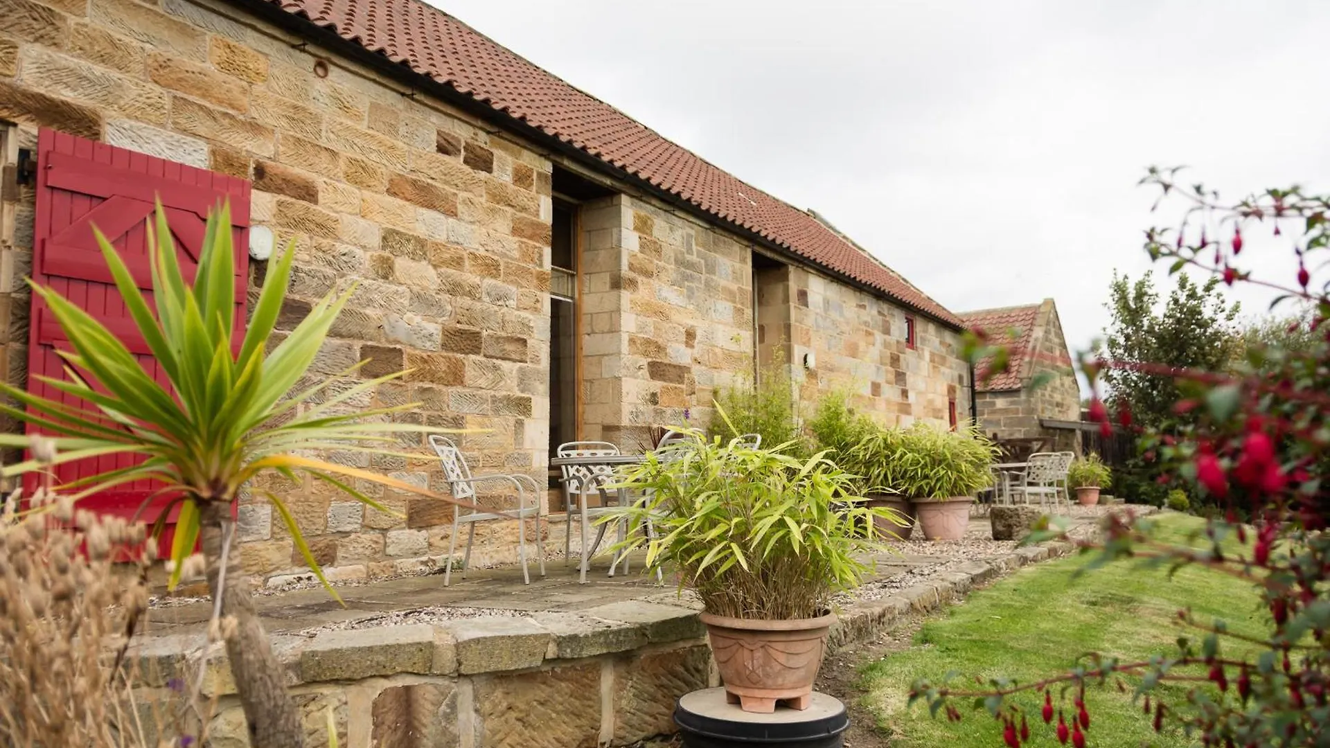 Sebright Cottage, Borrowby Farm Cottages Staithes 0*,